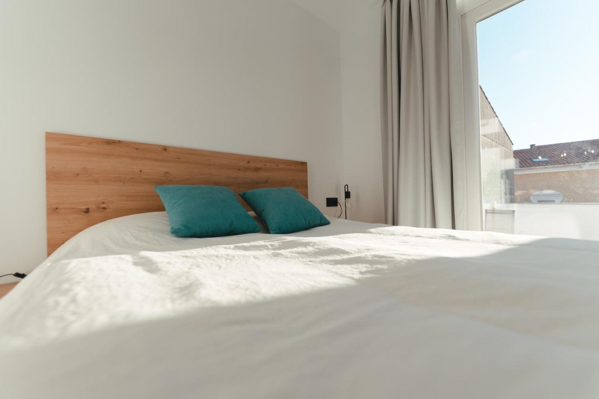 Macarena Suites Caceres Bagian luar foto